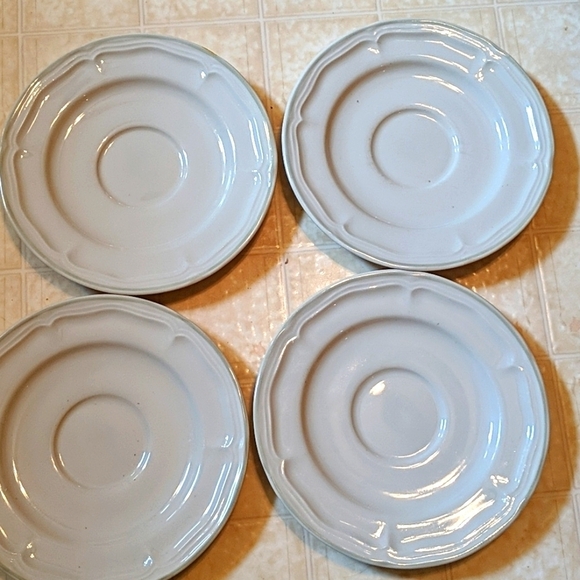 Newcor Stoneware Bundle of 4 Saucer Plates - Picture 1 of 5